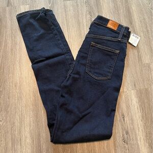 BDG Womens Deep Navy Straight Jeans size 26